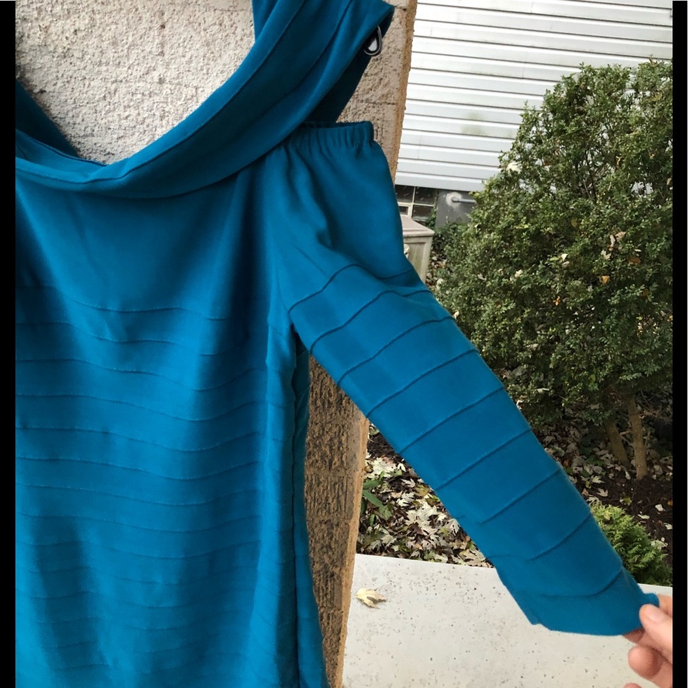 Adrianna Papell off the shoulder midi dress NWT - Picture 4 of 8